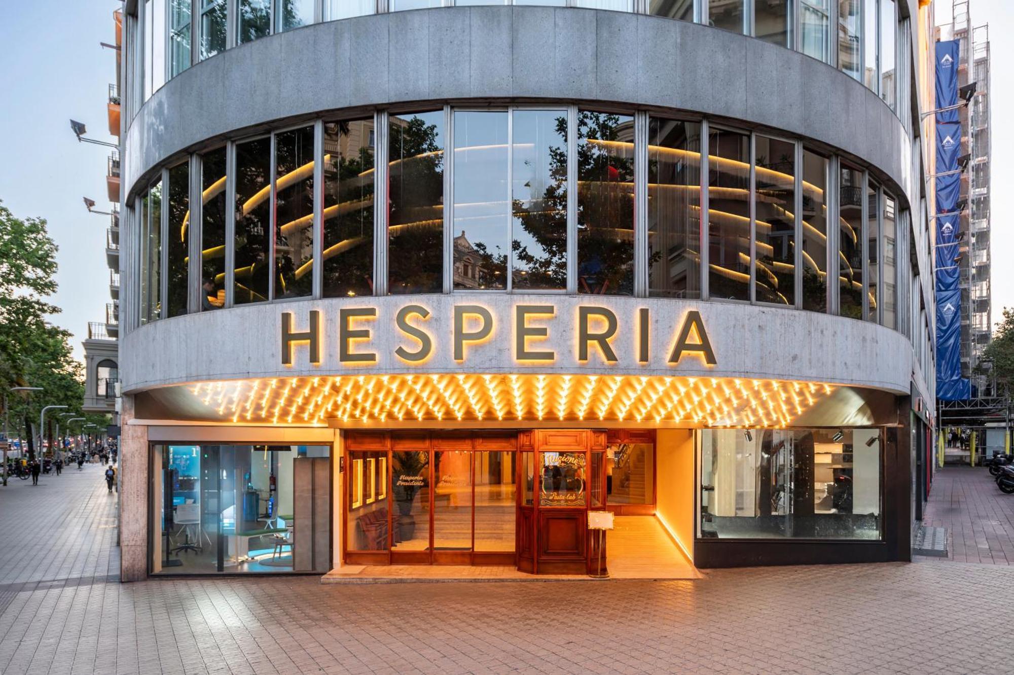 Hesperia Barcelona Presidente Hotel Exterior photo
